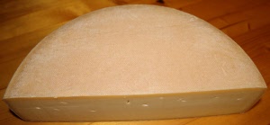 fromage_a_raclette_seiler_demi_meule